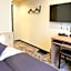 Hotel Livemax Chofuekimae