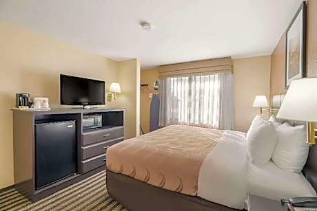 King Room - Non-Smoking