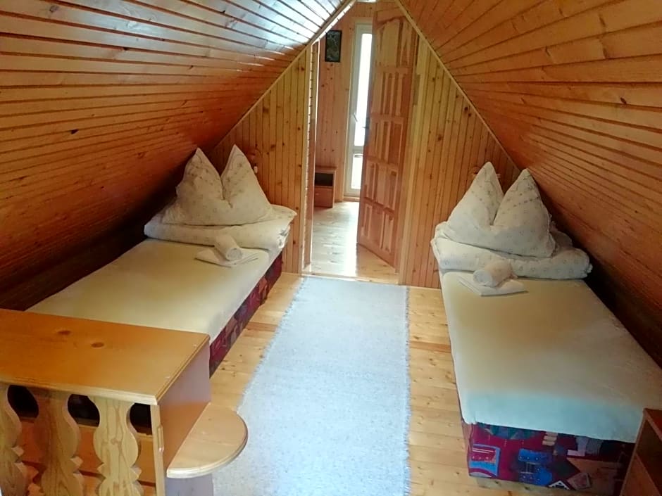 Chalúpka u Babičky