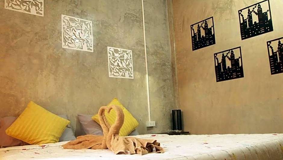 Maesai Holic Lodge