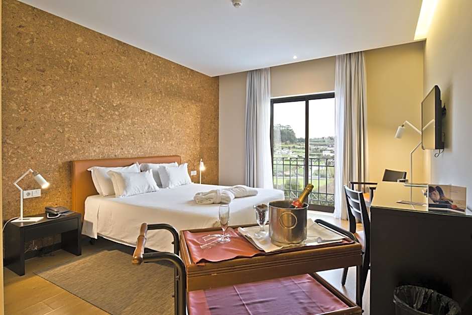 Tulip Inn Estarreja Hotel & Spa