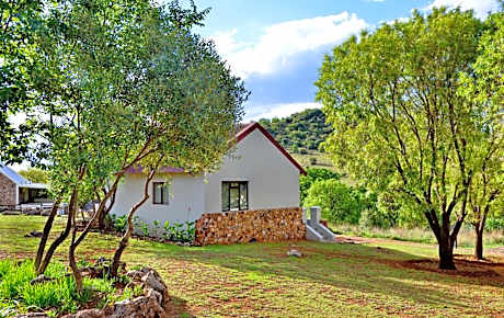 Thanda Manzi Country Hotel
