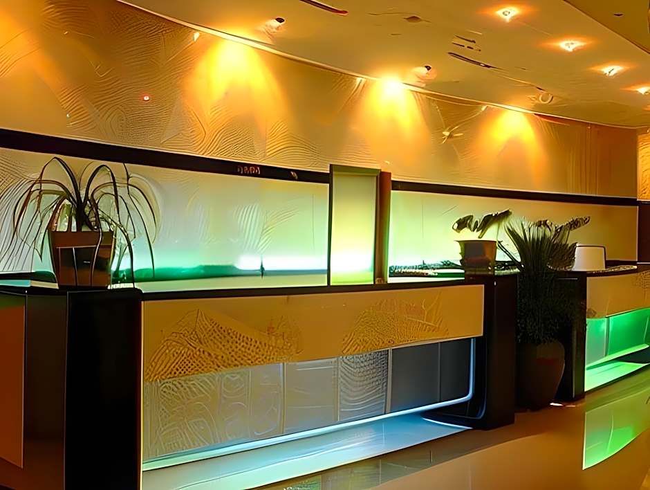 Oriental Crystal Hotel