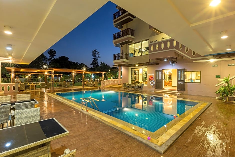 Phanomrungpuri Hotel