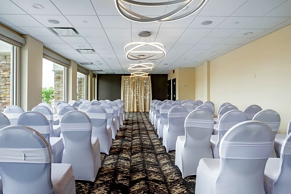 Holiday Inn Grand Haven-Spring Lake, an IHG Hotel
