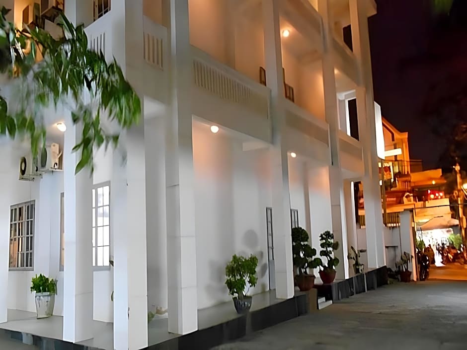 Hoang Yen Hotel