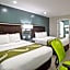 Bay Area Inn & Suites