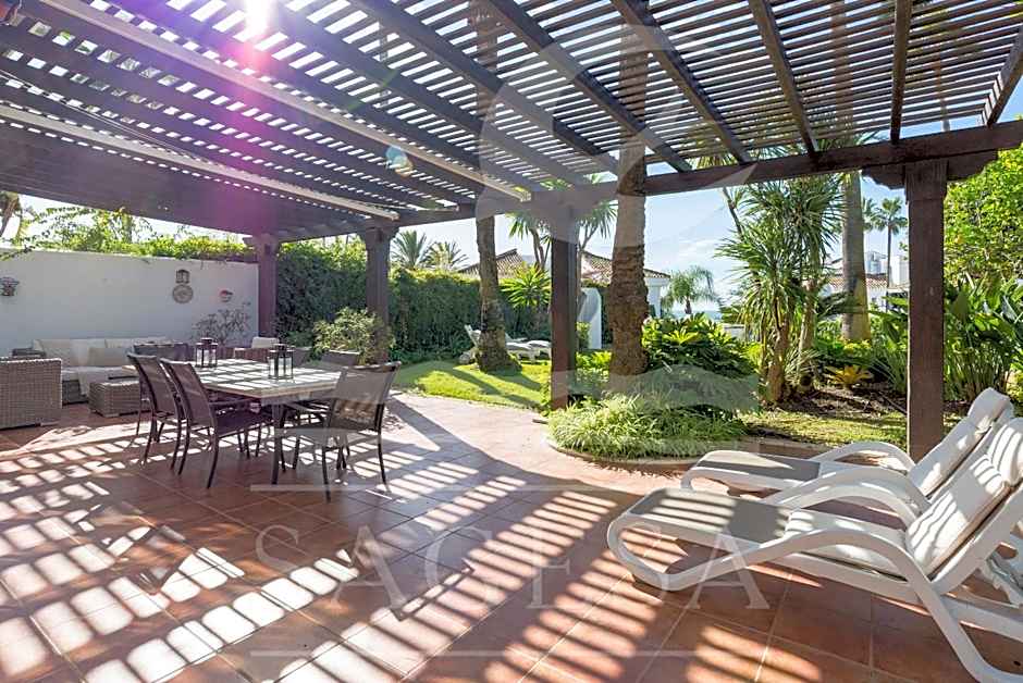 Jardines de las Golondrinas