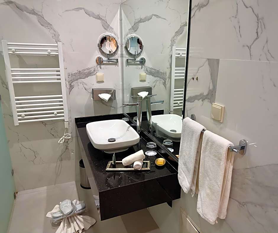 Sillage Palace Sky & Spa