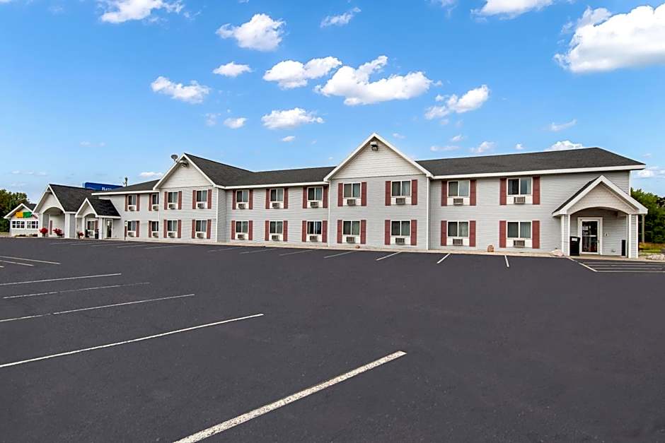 Baymont by Wyndham Marinette