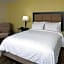 Candlewood Suites Olathe By IHG