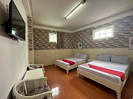 Superior Family Room