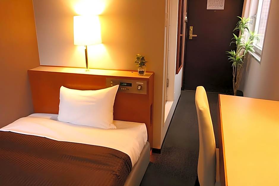 Hotel Livemax Hiratsuka Ekimae
