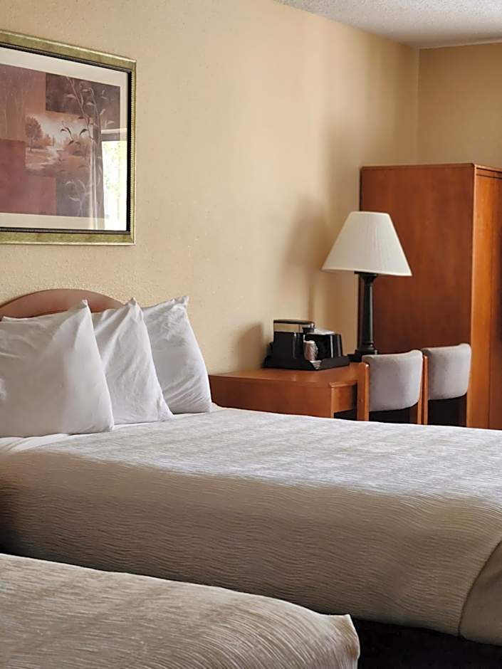 Luxury Inn & Suites