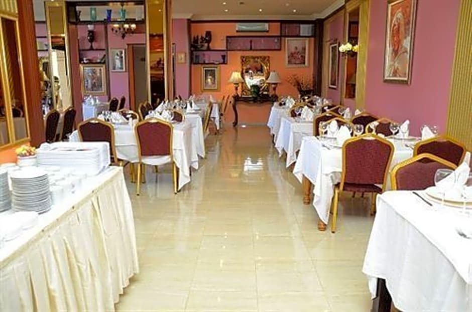 Hôtel les Ambassadeurs