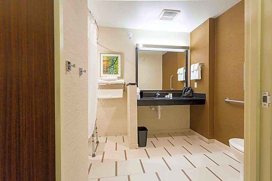 Fairfield Inn & Suites by Marriott Jamestown