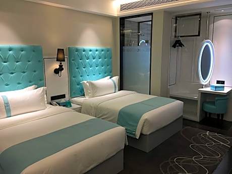 Xana - Superior Twin