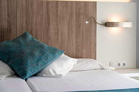 Family Double Room (2 Adults + 1 Child up to 14 years)