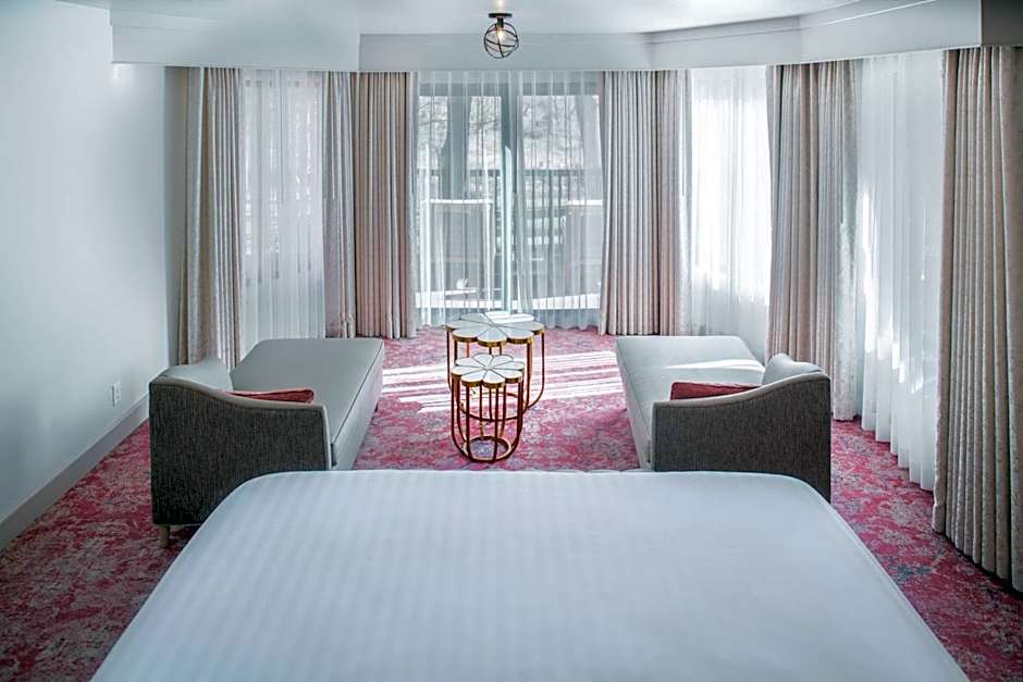 Cliffrose Springdale, Curio Collection by Hilton