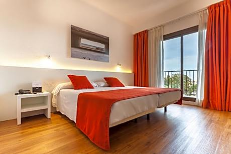 Double or Twin Room with Extra Bed with Pool view (2 Adults + 1 Child)