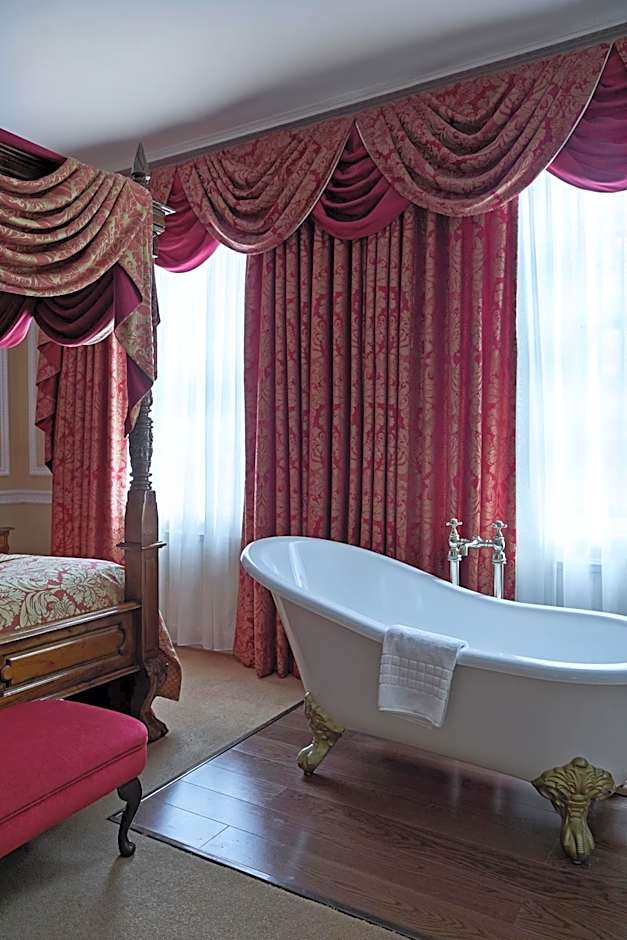 The Old Palace Lodge