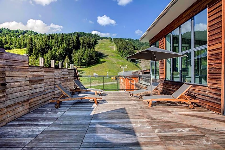 SOWELL COLLECTION Marmotel