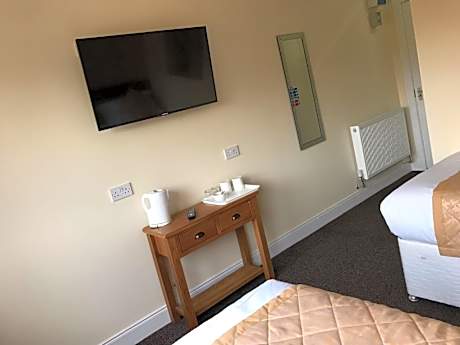 Accessible Triple Room