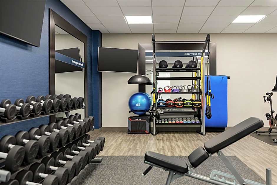 Hampton Inn By Hilton & Suites Pittsburgh/Harmarville