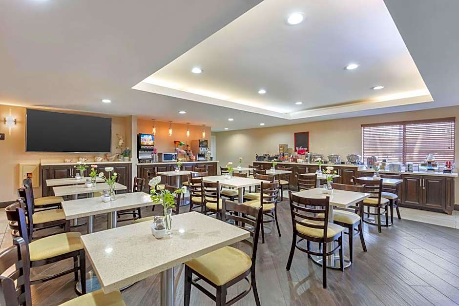 Best Western Plus West Covina Inn