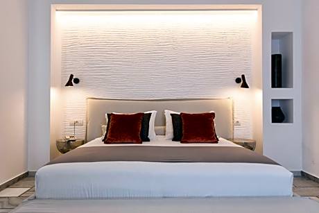 Executive Suite with Outdoor Hot Tub Sea View