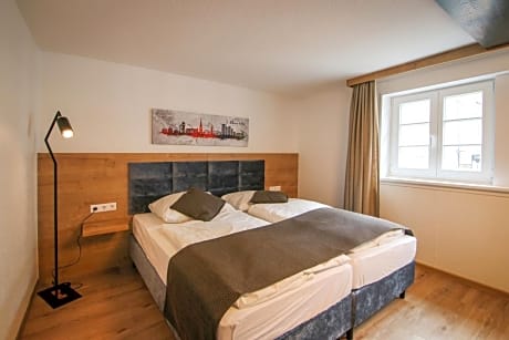 Large Double Room