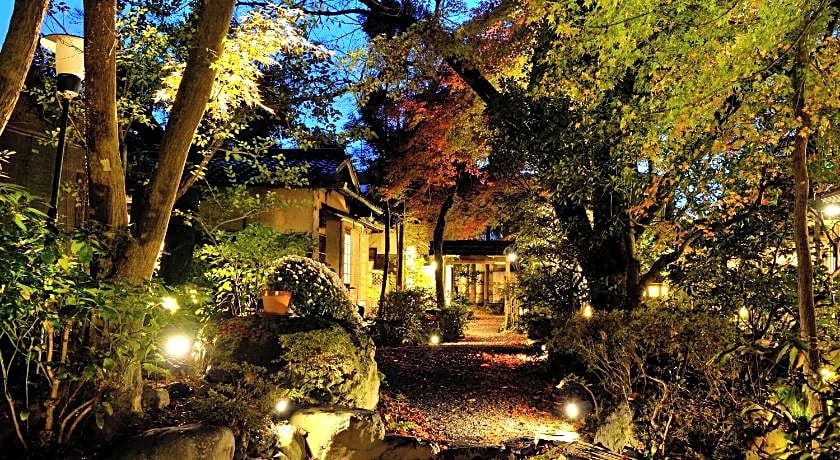 Heihachi Tea House Inn