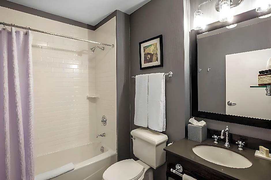 enVision Hotel Boston-Everett