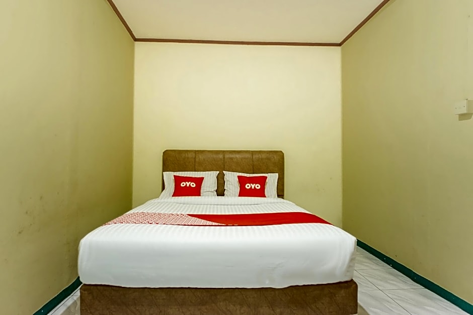OYO 2180 Vina Vira Hotel