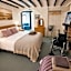 Smugglers Luxury Accommodation