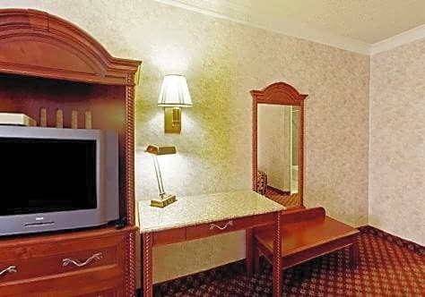 Americas Best Value Inn & Suites - Fontana