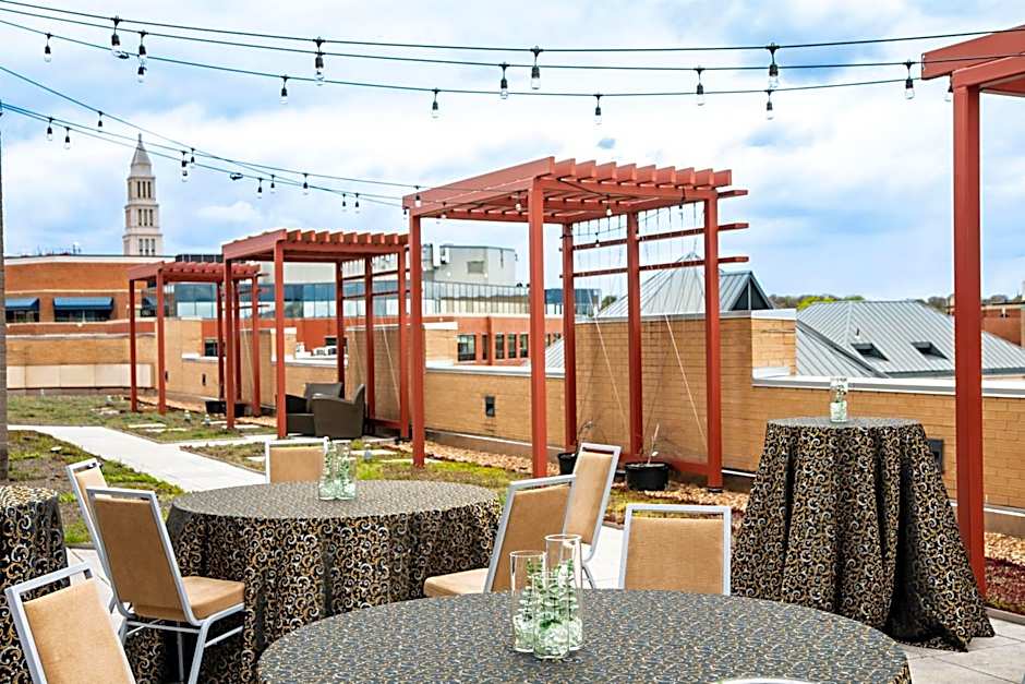 Hilton Garden Inn Alexandria Old Town National Harbor