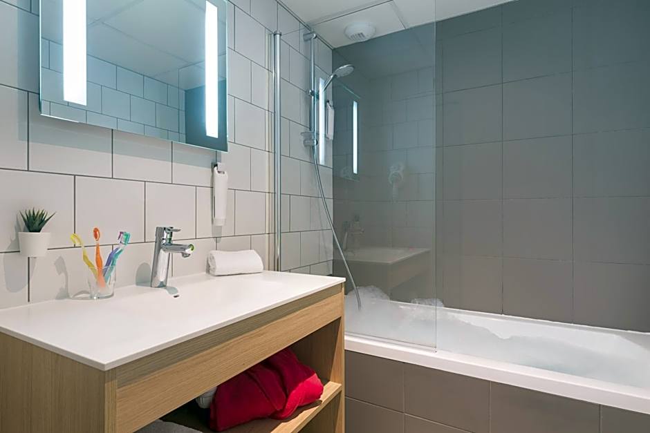 Matabi Hotel Toulouse Gare by HappyCulture