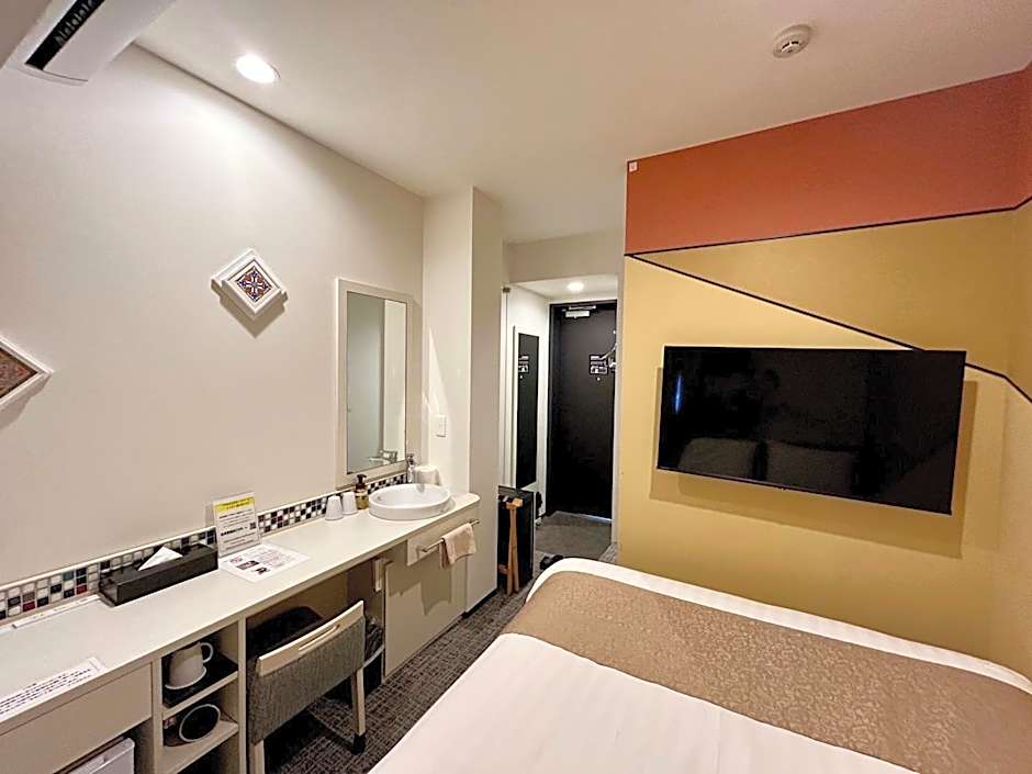 Asta Hotel
