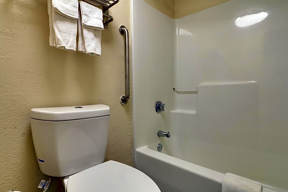 Baymont by Wyndham Ridgeland I-95