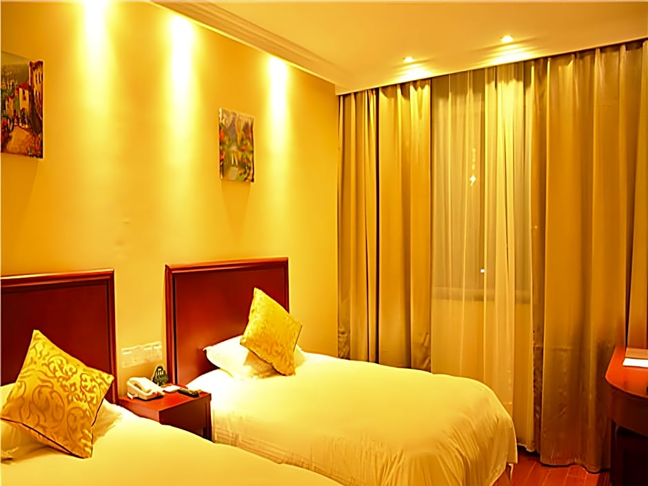 GreenTree Inn Zhenjiang Gaotie Wanda Square Express Hotel