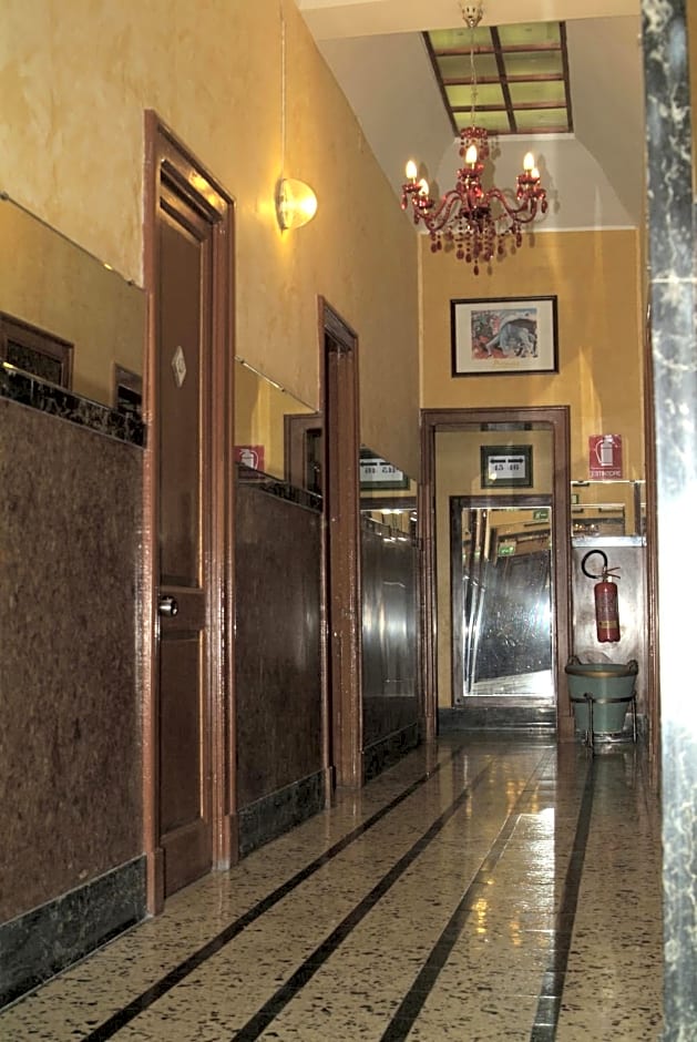 Hotel Touring