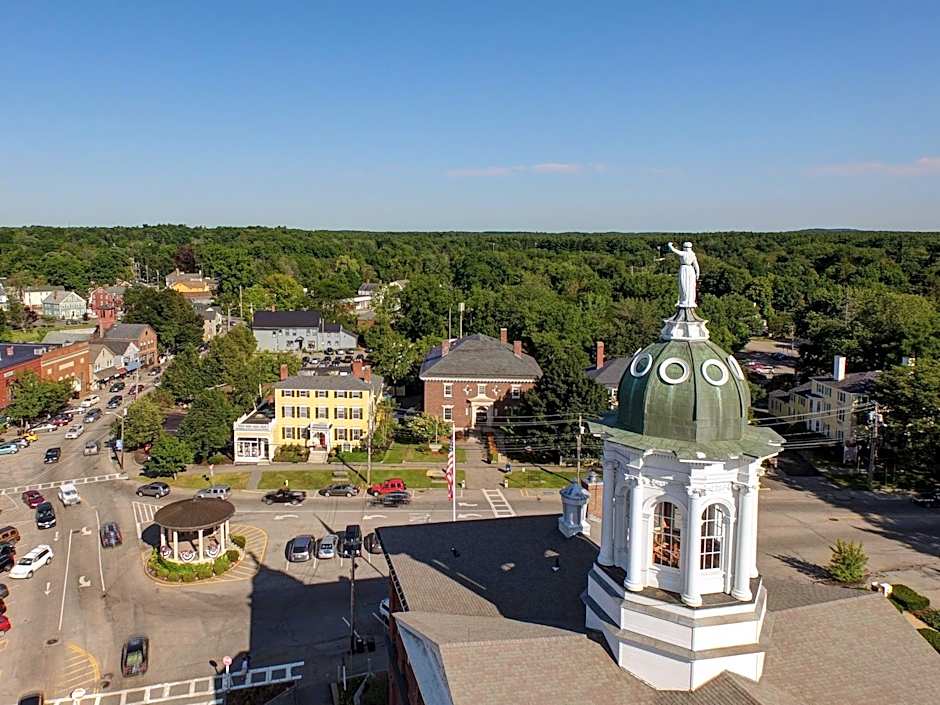 Inn by the Bandstand a Boutique Hotel