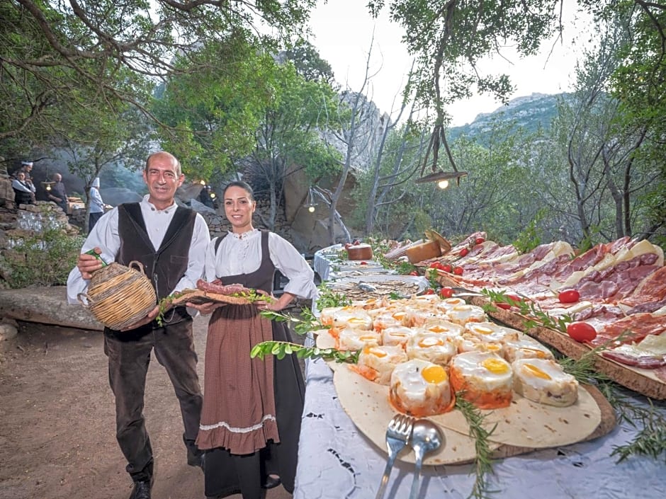 Hotel Rocce Sarde