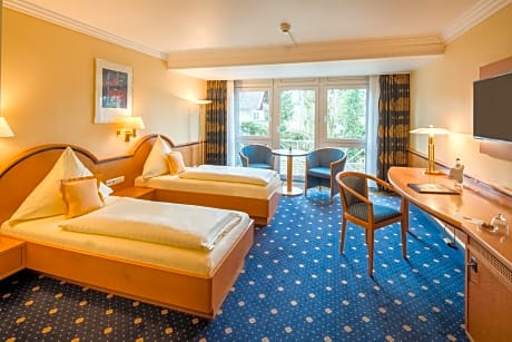 Superior Twin Room with Garden View