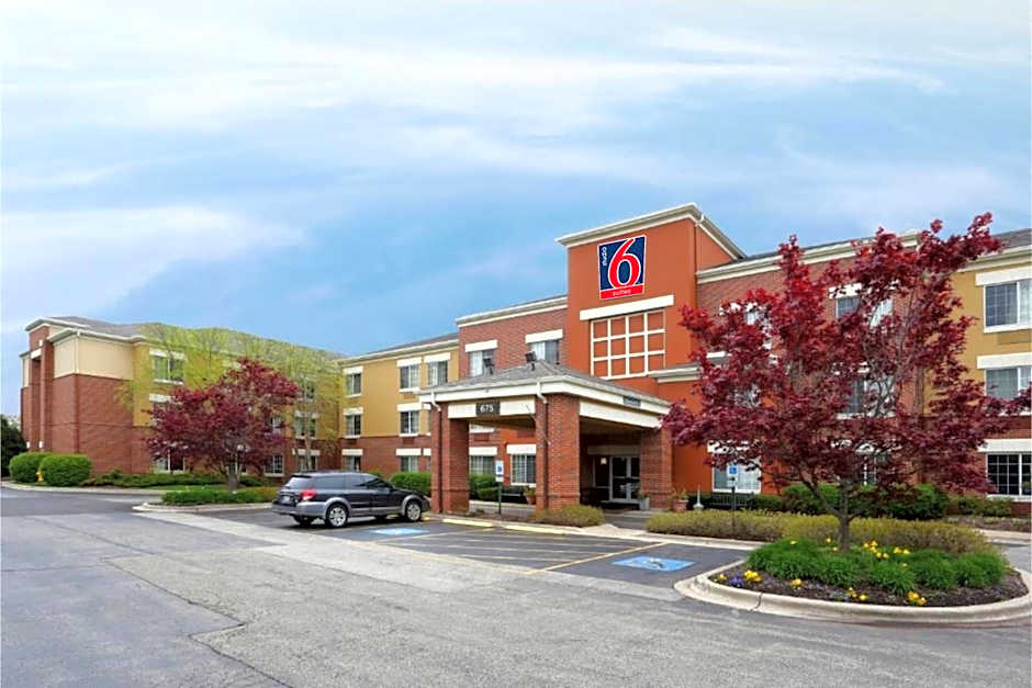 Studio 6 Extended Stay Chicago Vernon Hills Lincolnshire IL