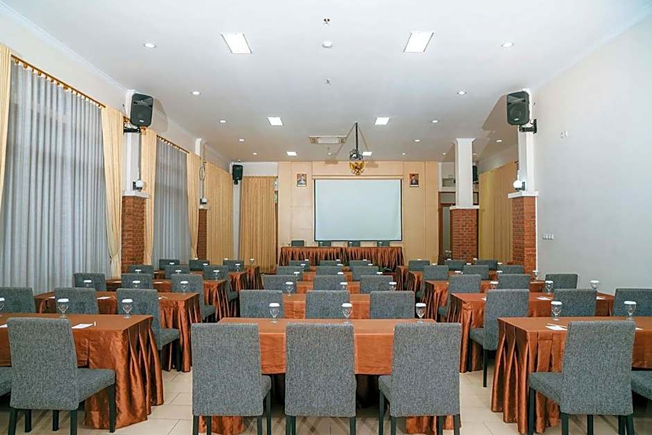 Ahadiat Hotel & Bungalow