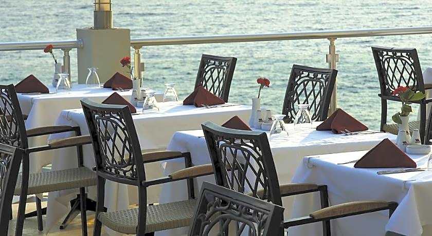 Korumar Hotel Deluxe