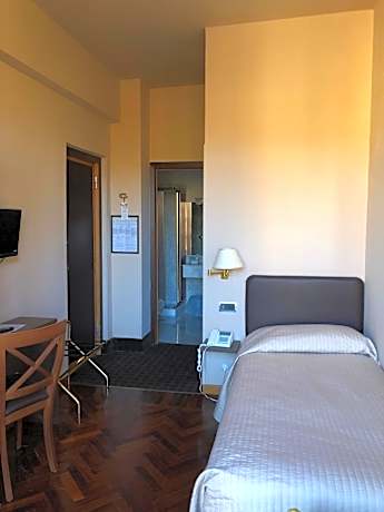 Economy Single Room