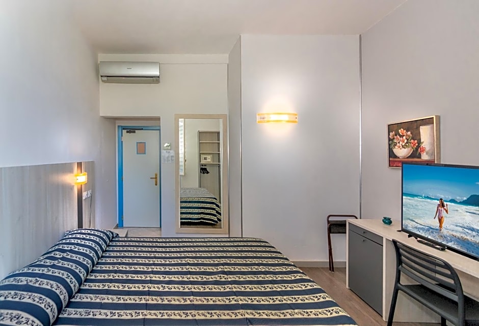 Hotel Apuana